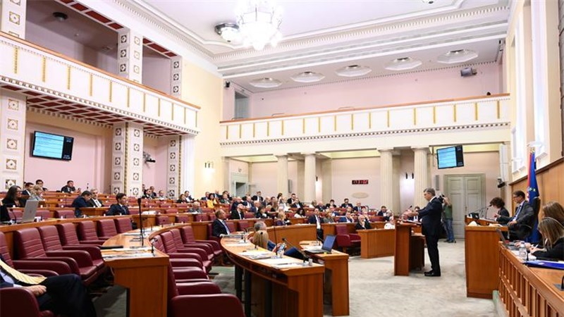 Koristeći svoj osnaženi međunarodni položaj Hrvatska štiti svoje nacionalne interese i doprinosi snazi cijele EU